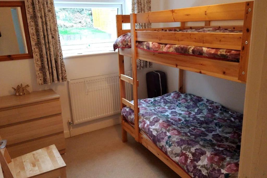 Welsh Holiday Home Sleeps 5 Close To Beaches & Mountains Nantlle エクステリア 写真